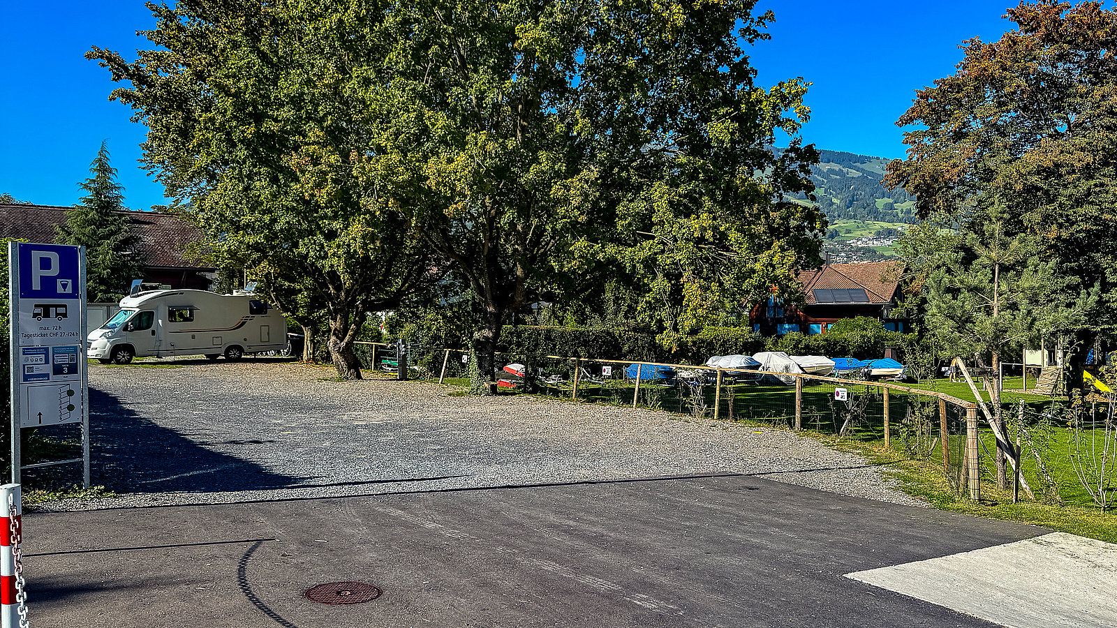 Stellplatz Badi Seematt in Lauerz 2