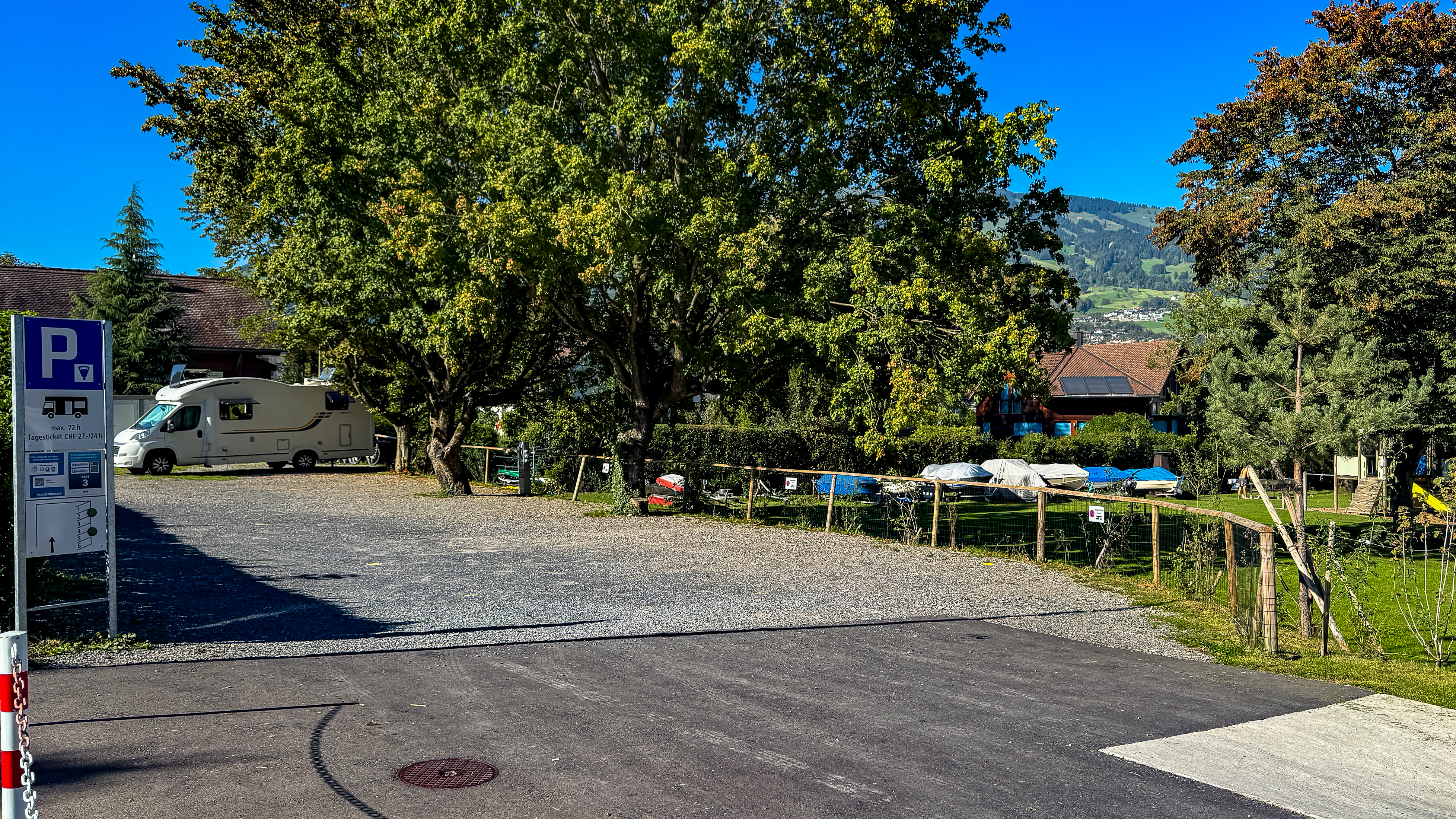 Stellplatz Badi Seematt in Lauerz 2